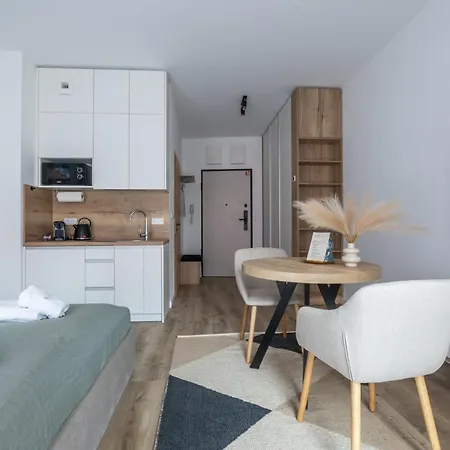 Chmielna Old Town By Alqueen *