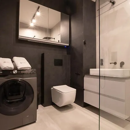 Chmielna Old Town By Alqueen Daire