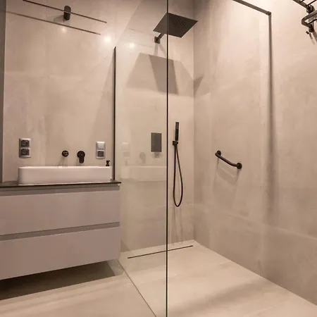 Chmielna Old Town By Alqueen Daire *