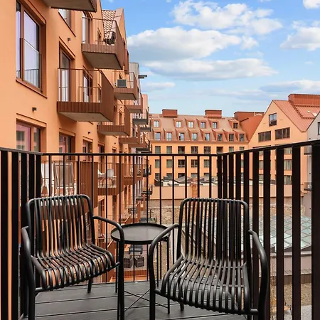 Apartment Chmielna Old Town By Alqueen