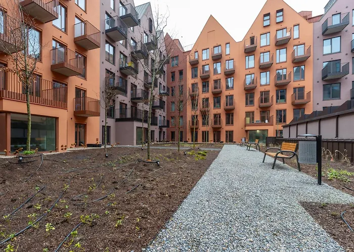 Chmielna Old Town By Alqueen